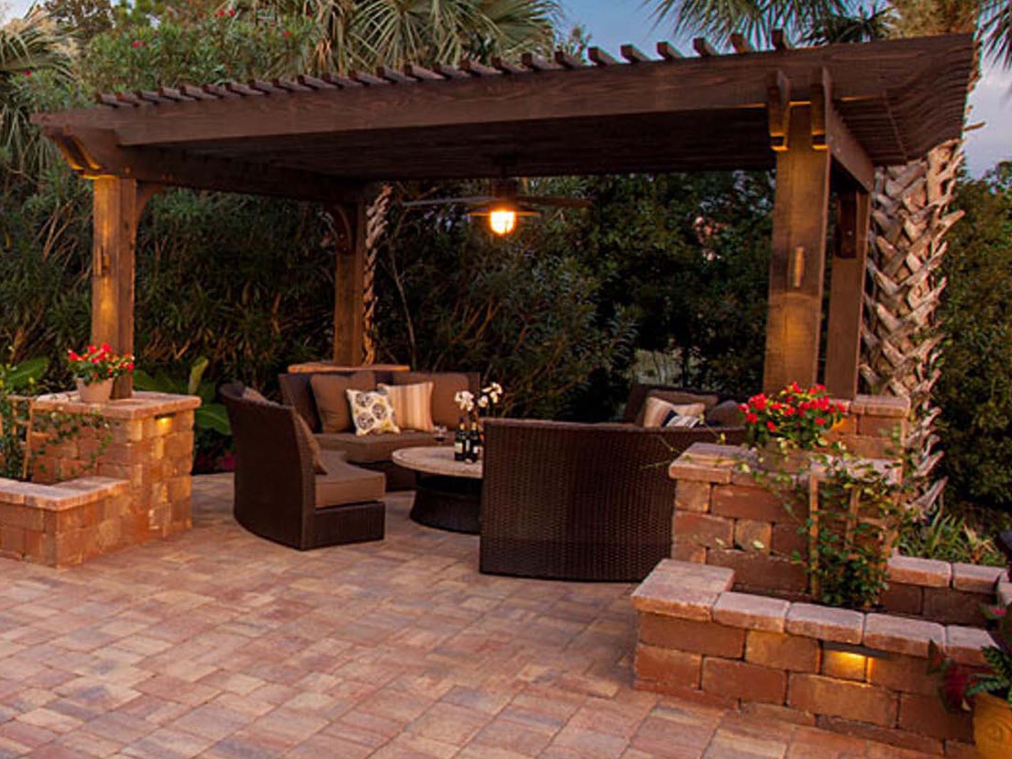 Outdoor-Kitchen-Pergola-Patio